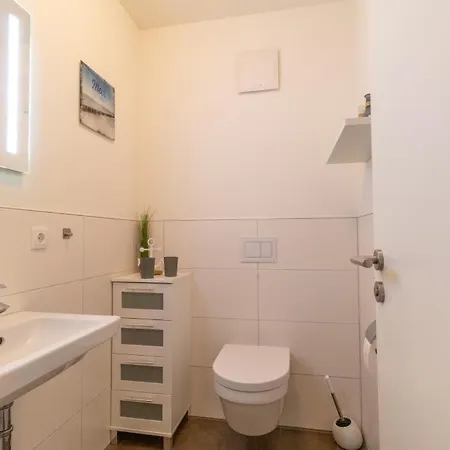 Apartment Neue Liebe Haffkrug 4 - Mit Sauna, Balkon & Strandnaehe